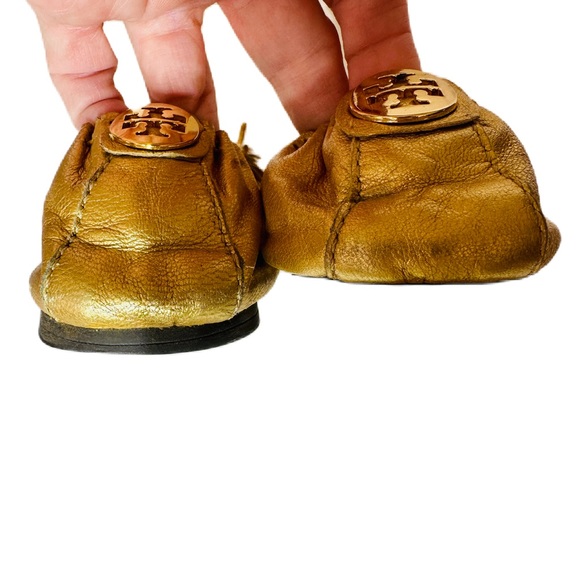 Tory Burch Reese Distressed Gold Tassel Leather Ballet Flats Size 8 - Picture 5 of 10